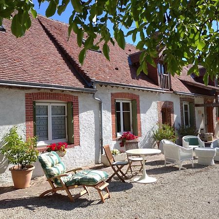 B&B Ferme De La Rouzannerie Pour 2 Ou Famille Lanneray Exterior foto